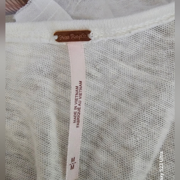 Free People White Burnout Linen Blend Raw Edge Ruffled Tiered Low V Tank Top - Picture 6 of 7